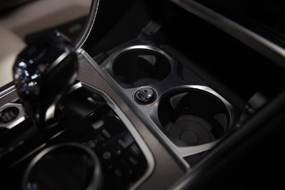 Puro Mini Carica Batterie da Auto “Bullet” 2 porte USB-C Fast Charging e Power Delivery 30W Outlet